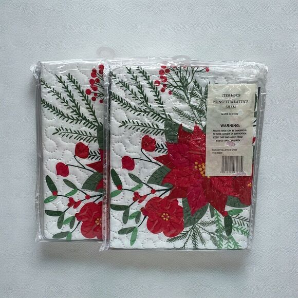 2 Christmas Poinsettia Lattice Pillow Shams Standard Quilted Holiday Decoration - Picture 1 of 9